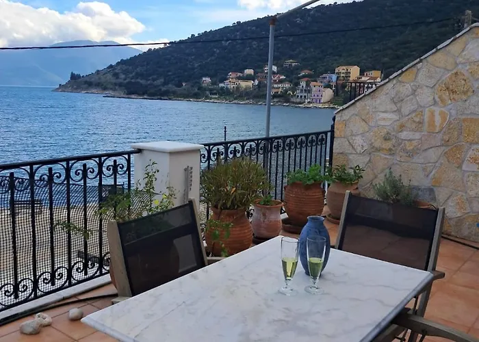 Agia Effimia Riviera شقة أيّا إفيميا